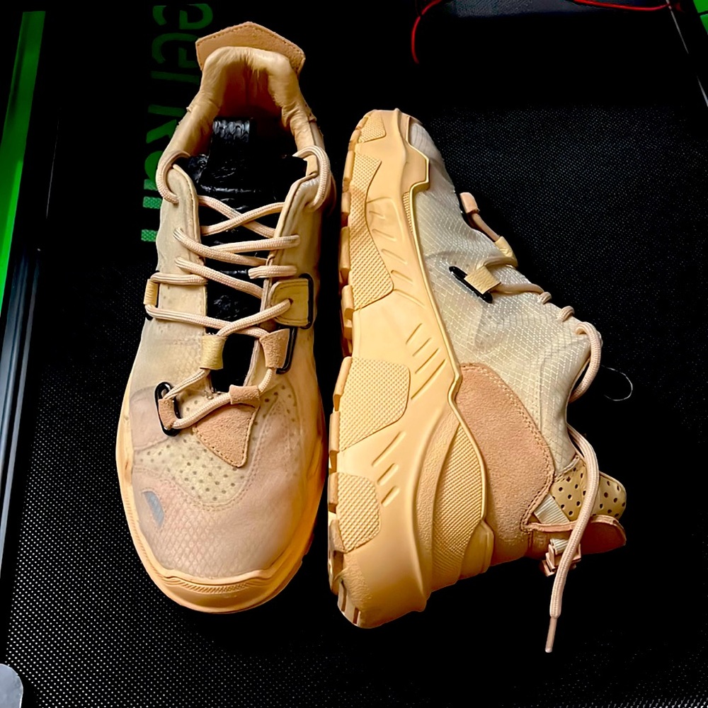 SIA run Desert Snake size 7